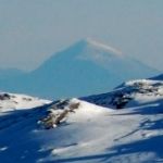 ...y ganándole la partida al radiotelescopio de Dílar, está la Sagra que se yergue destacada sobre el altiplano...